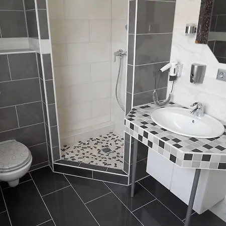 公寓式酒店 市中漫步酒店 3*