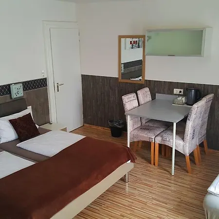 Апарт-отель Promenade 3*