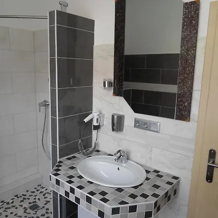 公寓式酒店 市中漫步酒店 3*